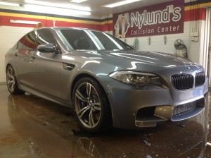 2013-BMW-M5-300x224
